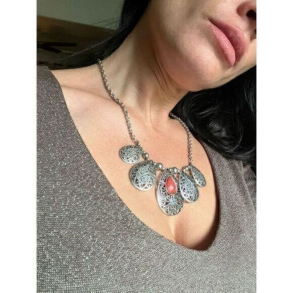 Paparazzi Silver and red stone necklace